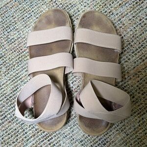 Madden Girl | Women’s size 9 | espadrilles